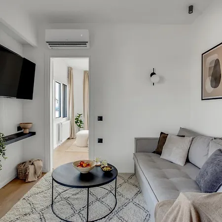 Apartment Sanders Arch